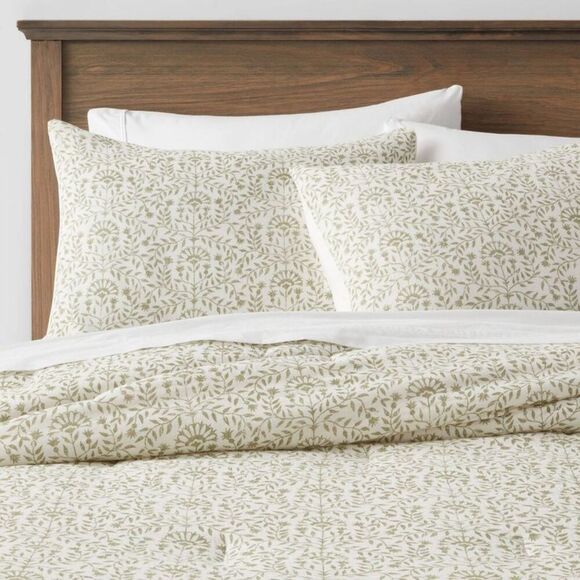 Threshold - King Traditional Vine Printed Cotton Comforter & S Green - Picture 1 of 4